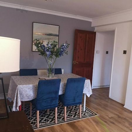 2 Bed Flat, Bounds Green, Piccadilly Line, London N11 Kültér fotó