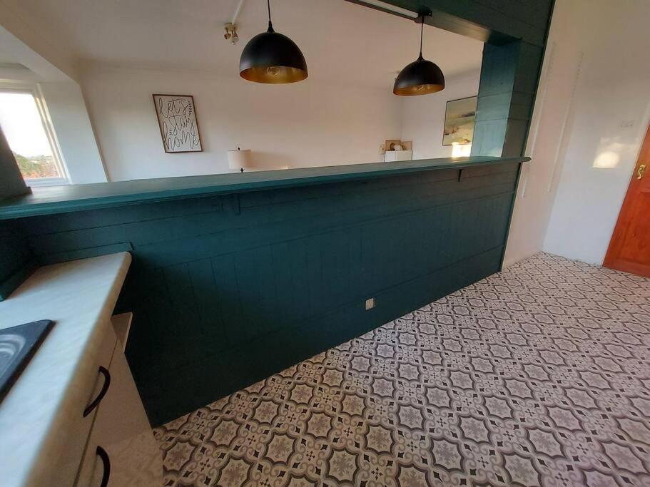 2 Bed Flat, Bounds Green, Piccadilly Line, London N11 Kültér fotó