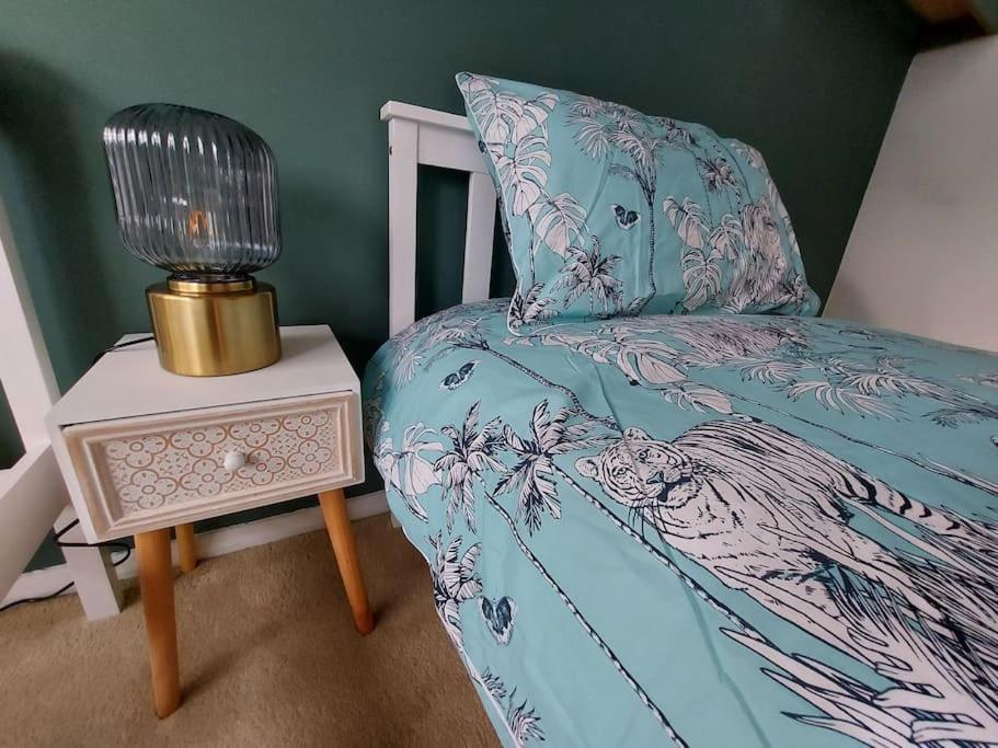 2 Bed Flat, Bounds Green, Piccadilly Line, London N11 Kültér fotó